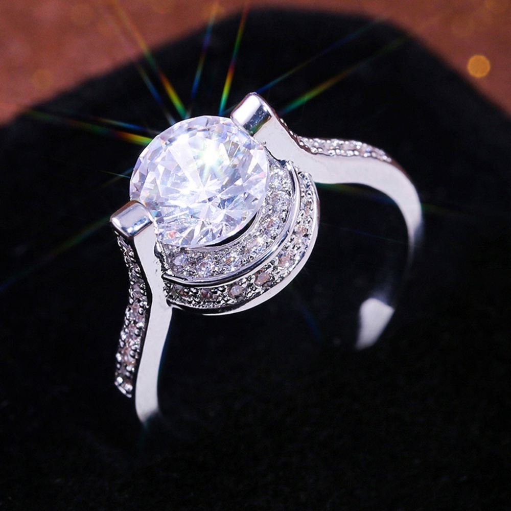 Halo Diamond Engagement Ring - Sterling Silver 925 - Round Diamond Engagement